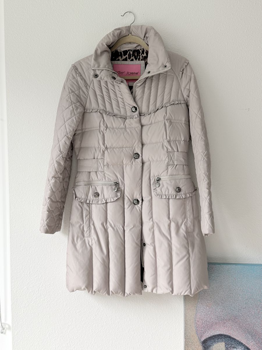 Betsey Johnson Beige Quilted Puffer Coat – Size S