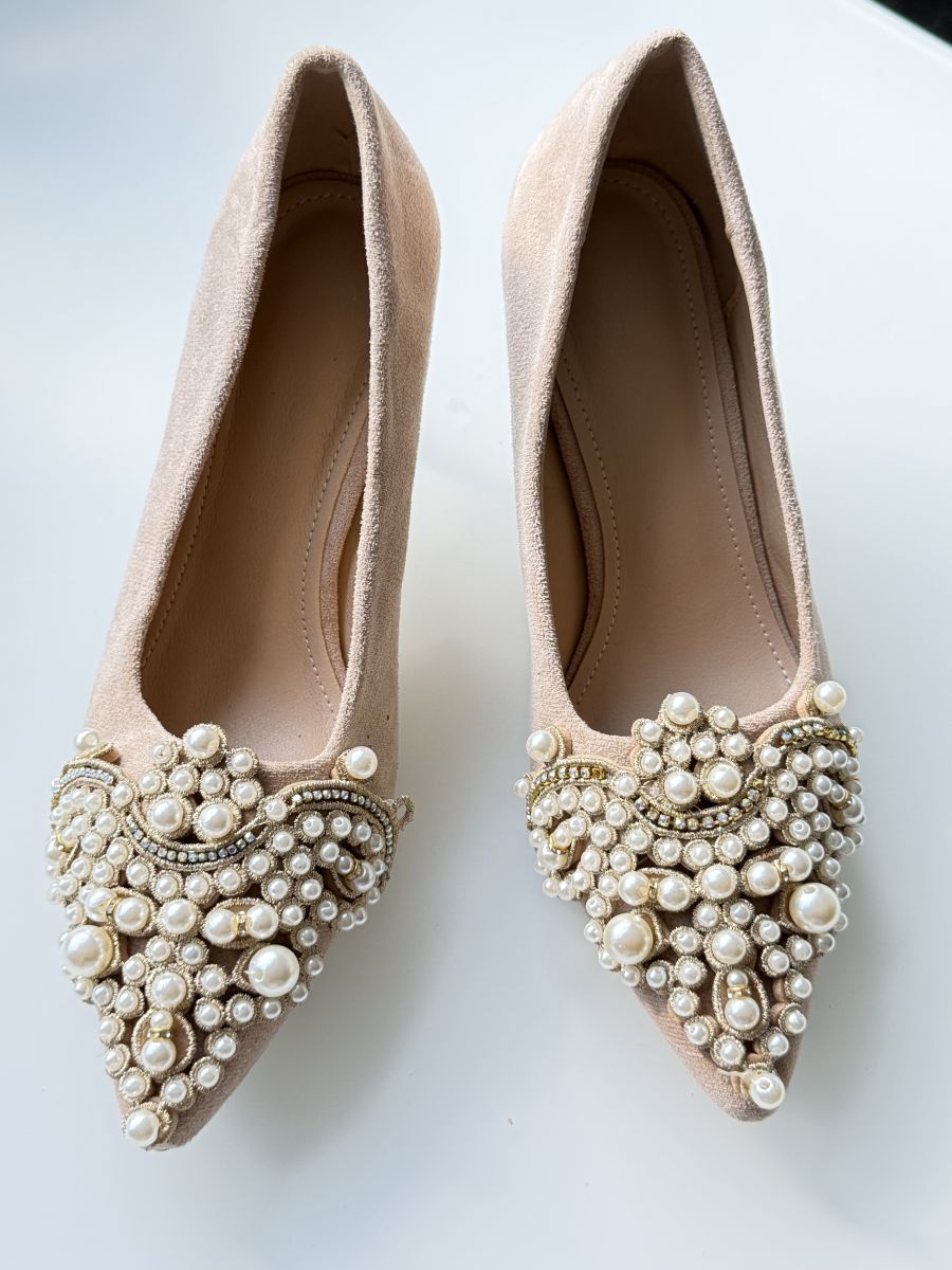 Beige Suede Pearl-Embellished Pumps – Size 38