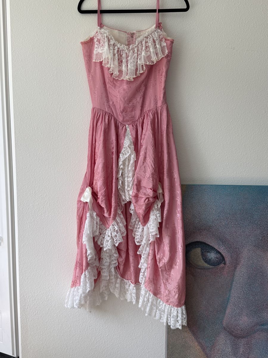 Pink Lace Ruffle Dress (S) – Romantic & Playful 💕